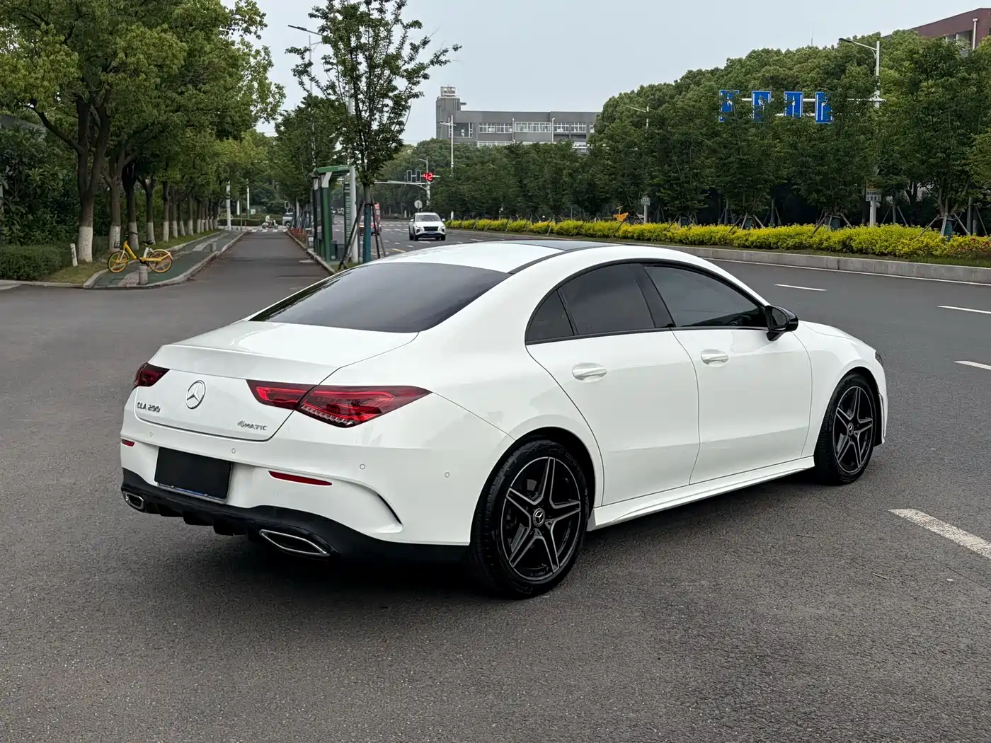 Mercedes-Benz CLA (Import) 2021 CLA 200 4MATIC фото 8