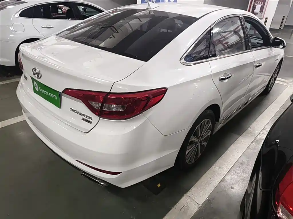 Hyundai Sonata 2015 1.6T GLS Smart фото 7