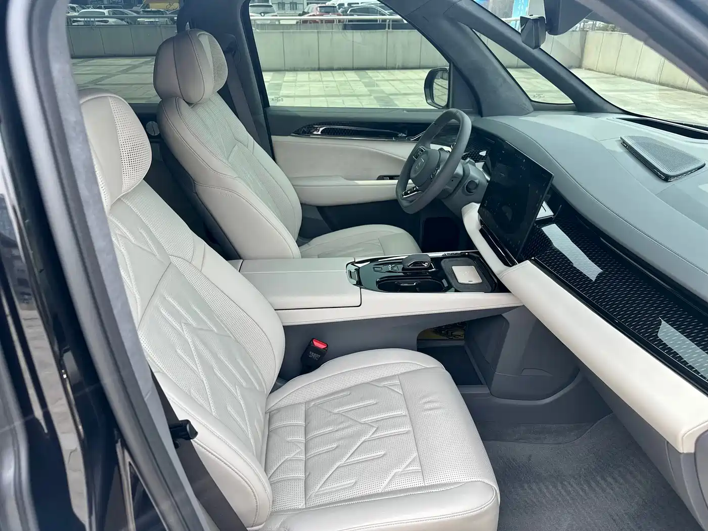 ZEEKR EXTREME KRYPTON 009