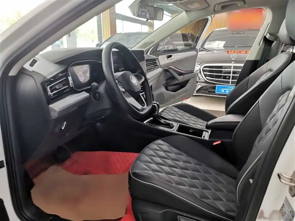 Volkswagen Sagitar 2024 300TSI DSG Surpass Edition фото 12