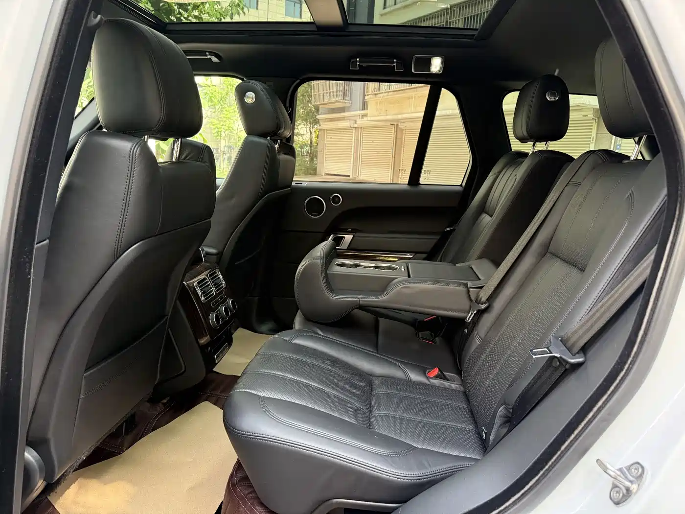 Land Rover Range Rover 2015 3.0 SC V6 Vogue фото 13