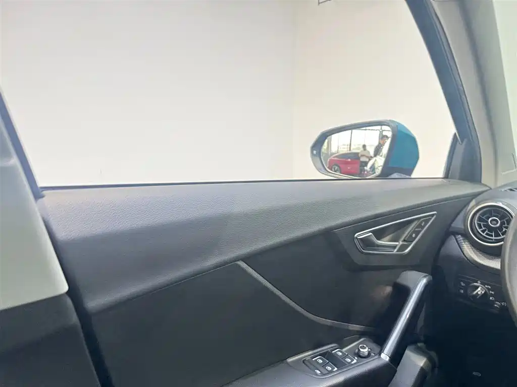 Audi Q2L e-tron 2019 Q2L e-tron Pure Electric Smart Enjoyment фото 16