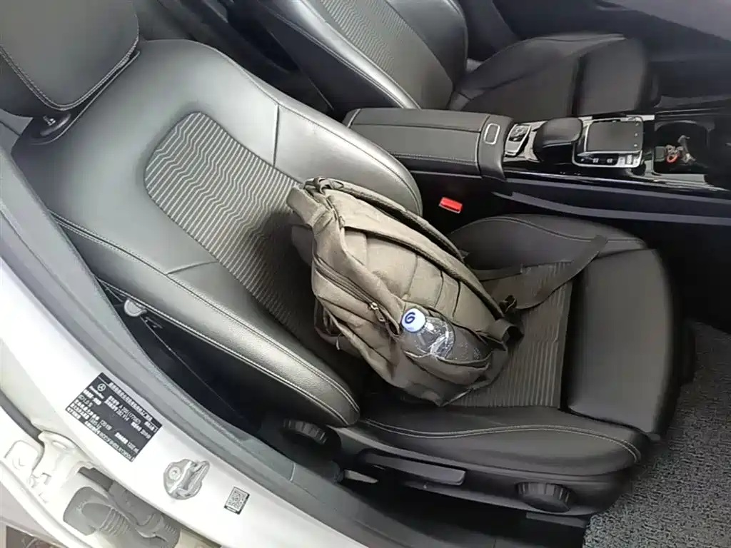 Mercedes-Benz A-Class (Import) 2019 A 200 Dynamic Version фото 25