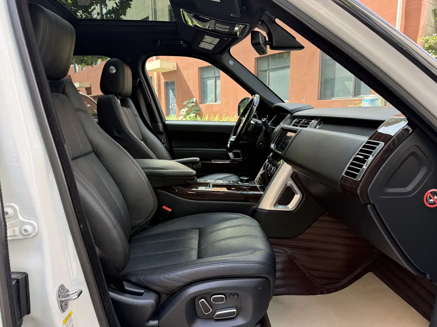 Land Rover Range Rover 2015 3.0 SC V6 Vogue фото 11