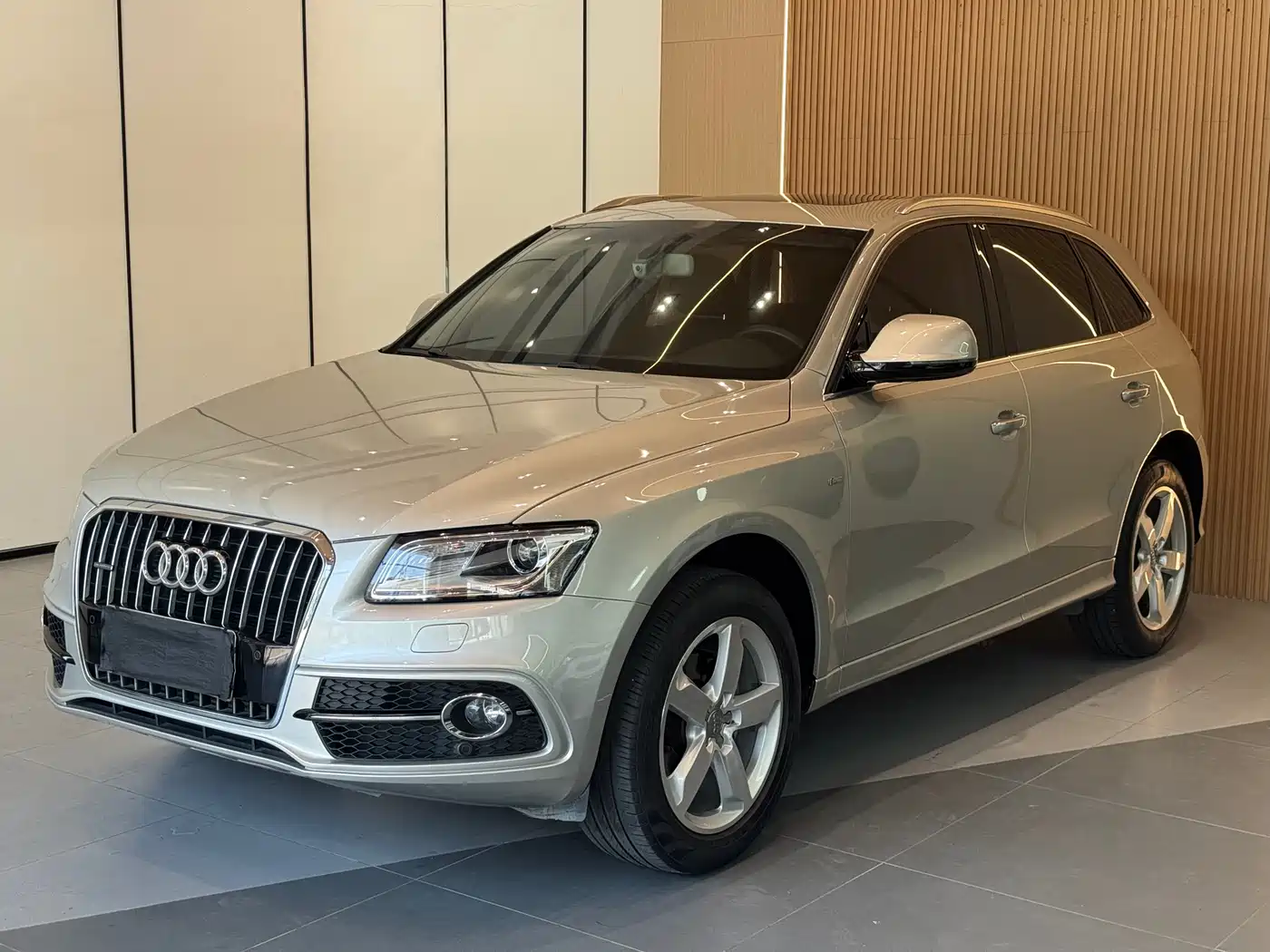 Audi Q5 2017 Plus 40 TFSI Progressive