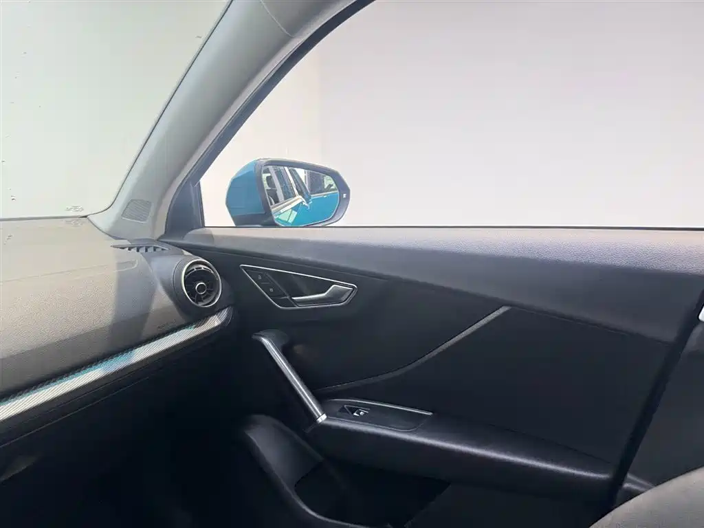 Audi Q2L e-tron 2019 Q2L e-tron Pure Electric Smart Enjoyment фото 12