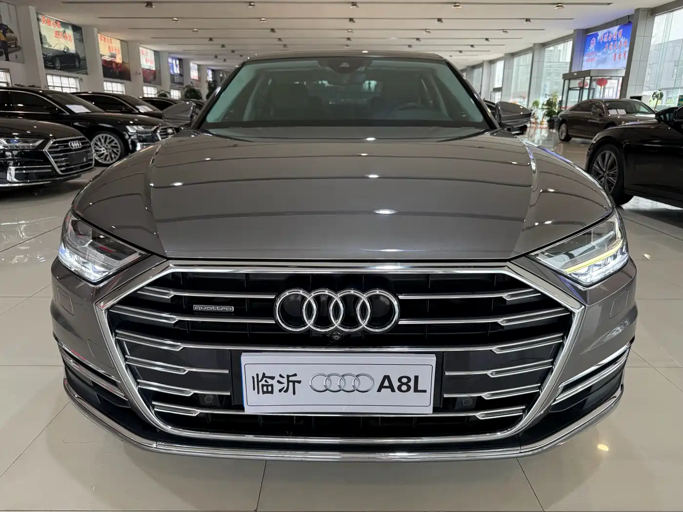Audi A8 2018 A8L 55 TFSI quattro Luxury фото 2
