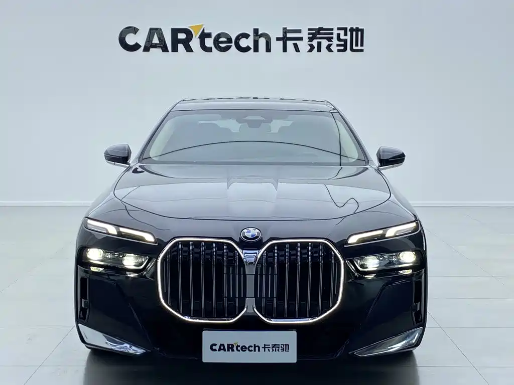 BMW 7 Series 2025 2023 Model 735Li M Sport Package