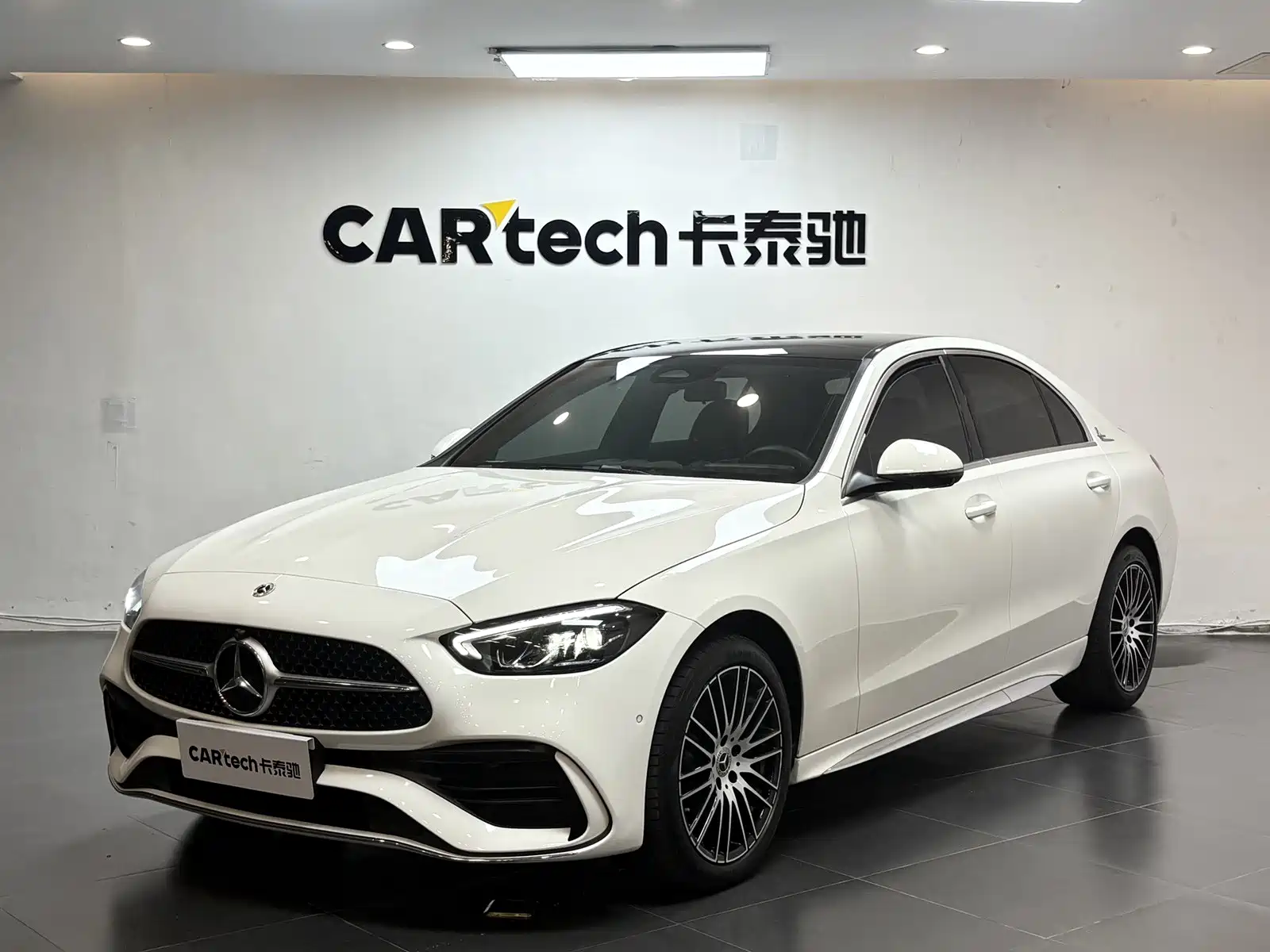 Фото 3 - Mercedes-Benz C-Class