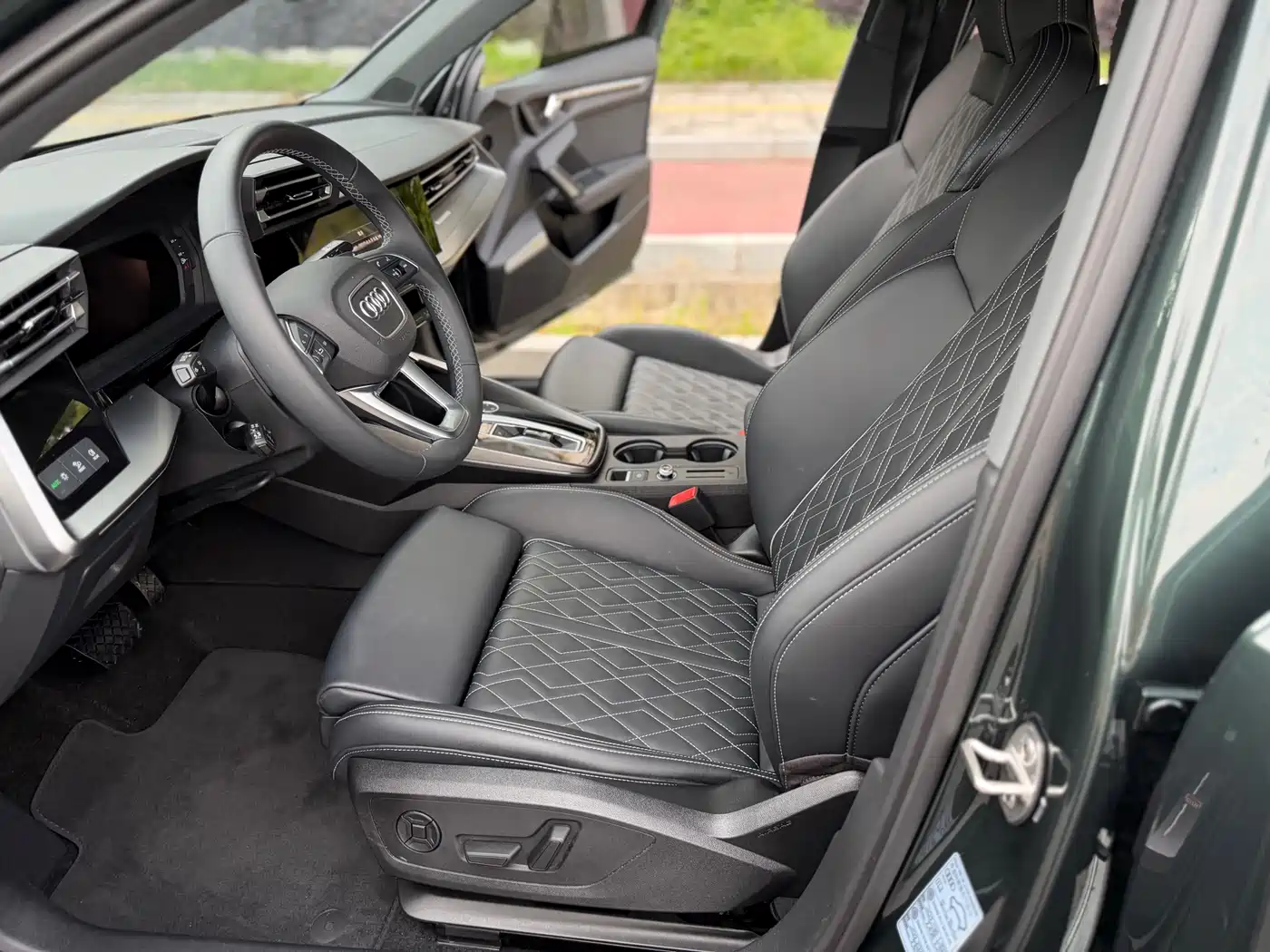 Audi A3 2025 A3L Limousine 35TFSI Flying Premium фото 4