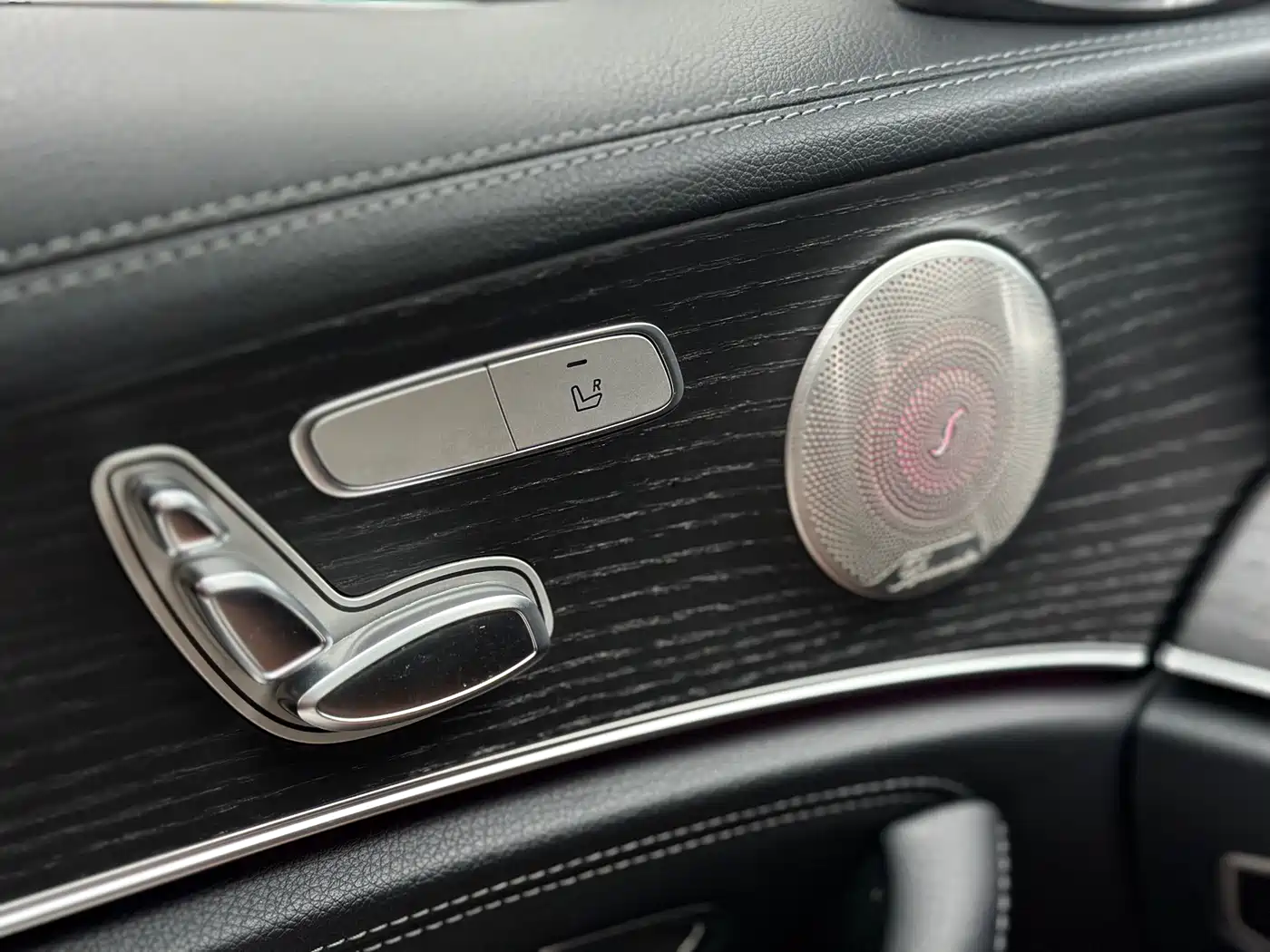 Mercedes-Benz E-Class 2020 Model E 260 L Sport фото 18