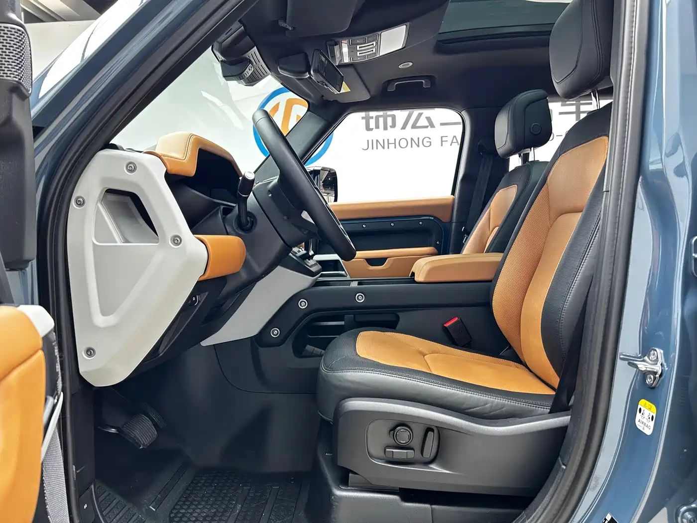 Land Rover Defender 2024 110 3.0T P400 X-DYNAMIC HSE фото 11