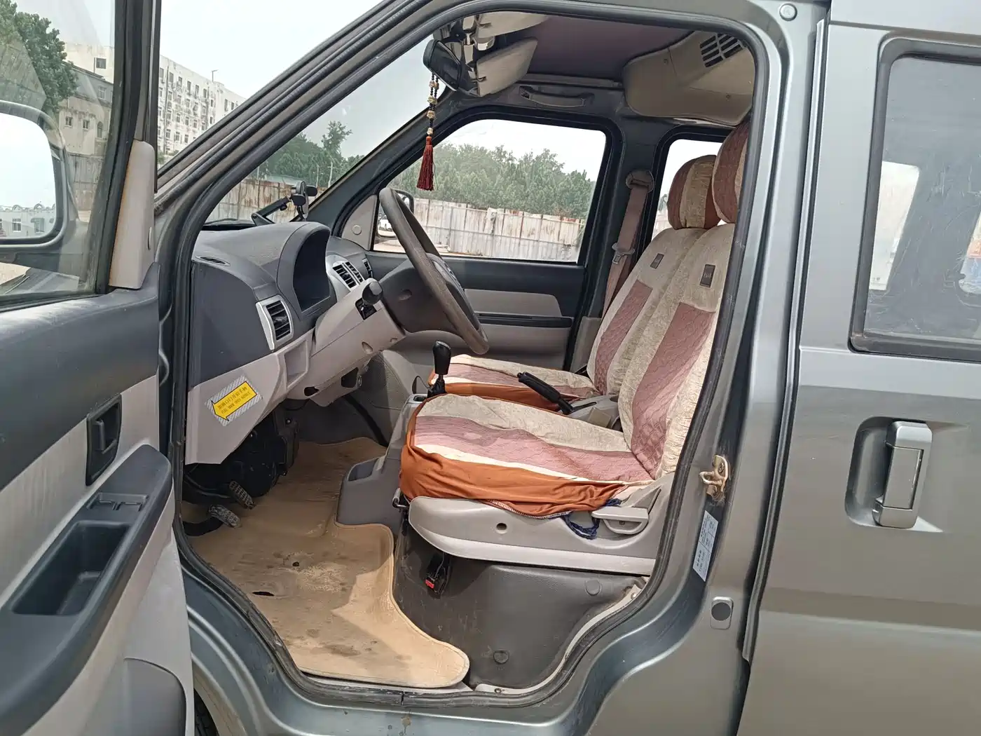 Shaanqi Tongjia Fujia 2014 2011 Model 1.3L-6400A Luxury