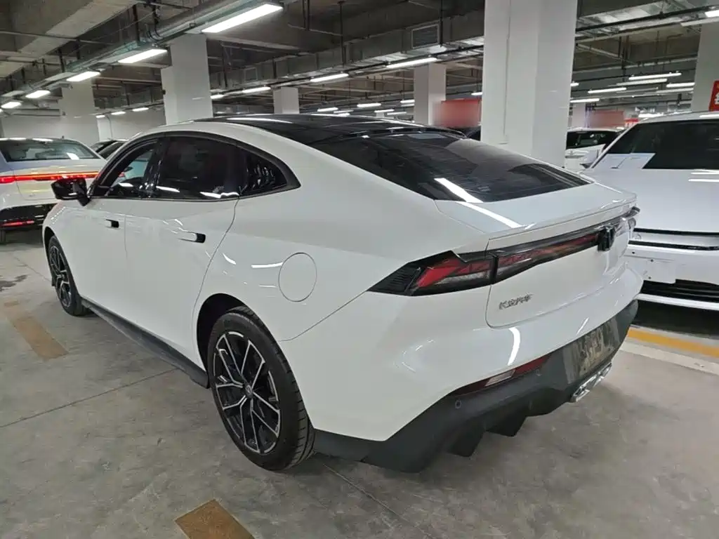 2025 Changan UNI-V iDD
