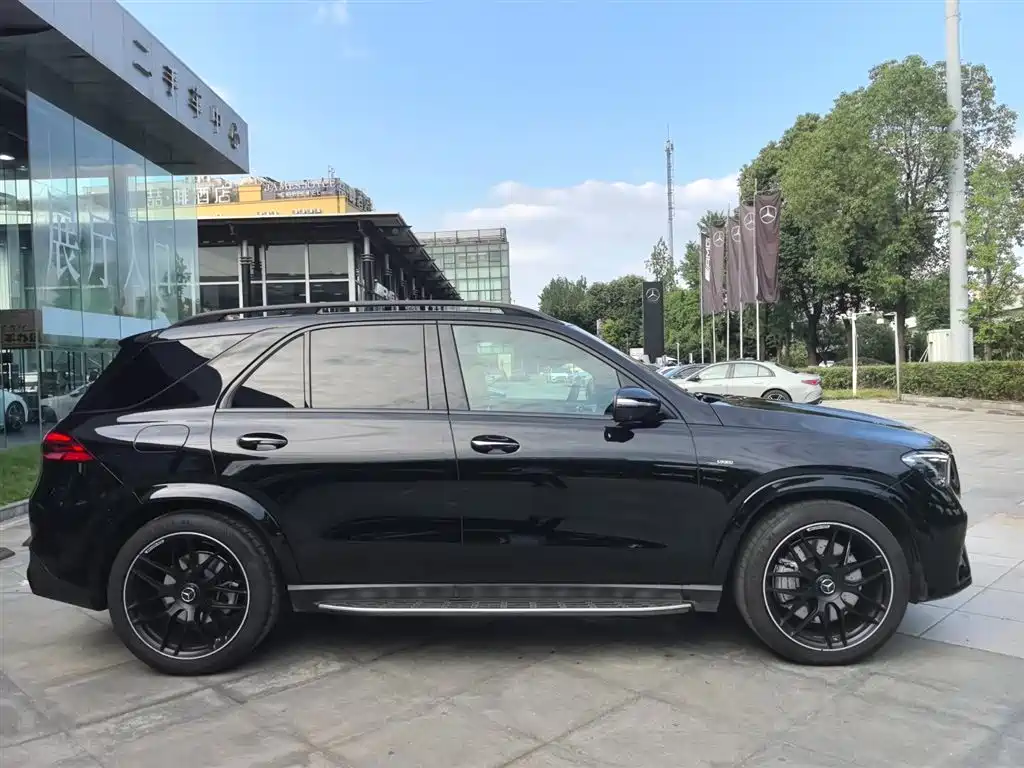 Mercedes-Benz GLE AMG 2025 AMG GLE 53 4MATIC+ фото 4