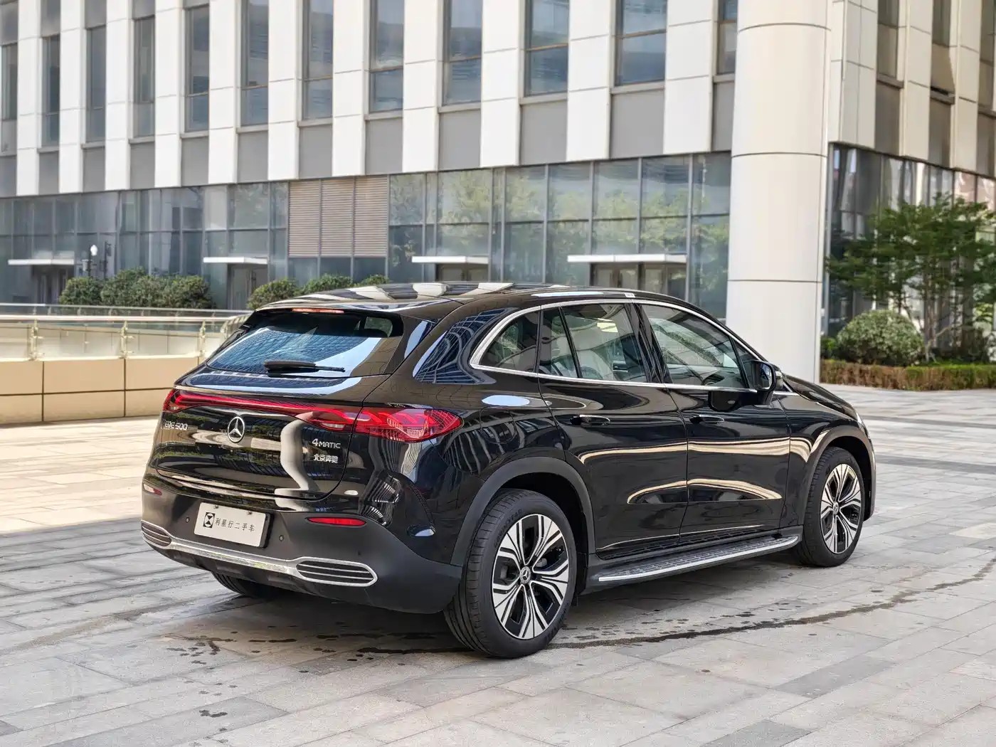 Mercedes-Benz EQE SUV 2025 2024 500 4MATIC Luxury Edition
