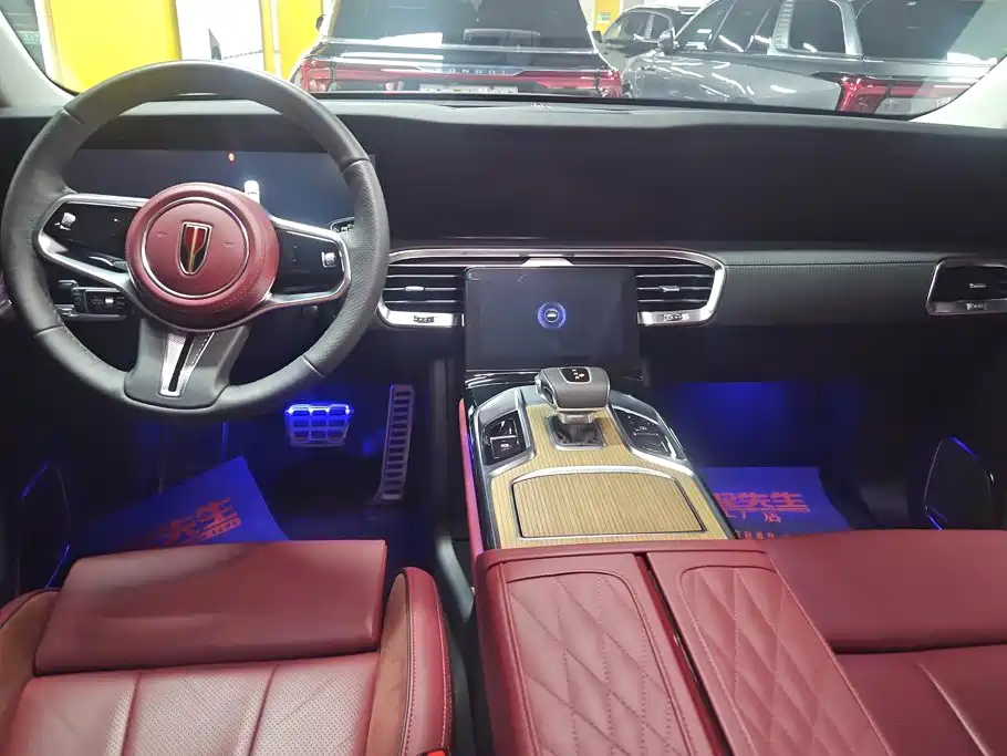 Hongqi E-HS9 2023 2022 690km Qi Xiang Edition (6-seater)