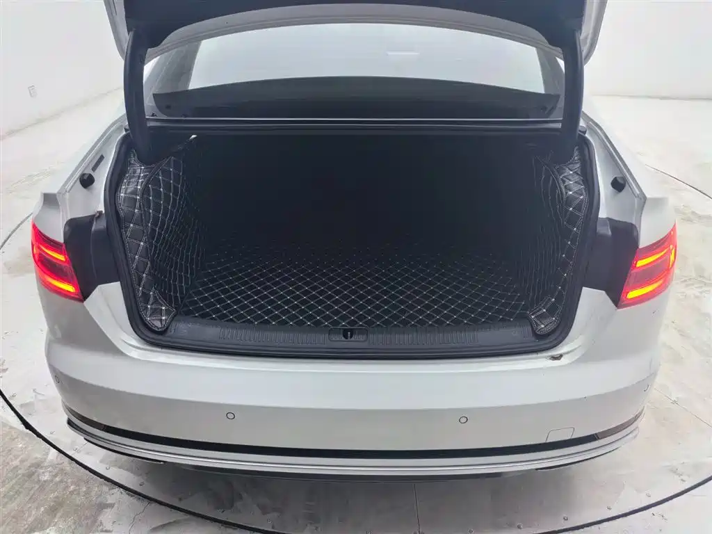 Audi A4L 2019 40 TFSI Fashion (China VI) фото 22