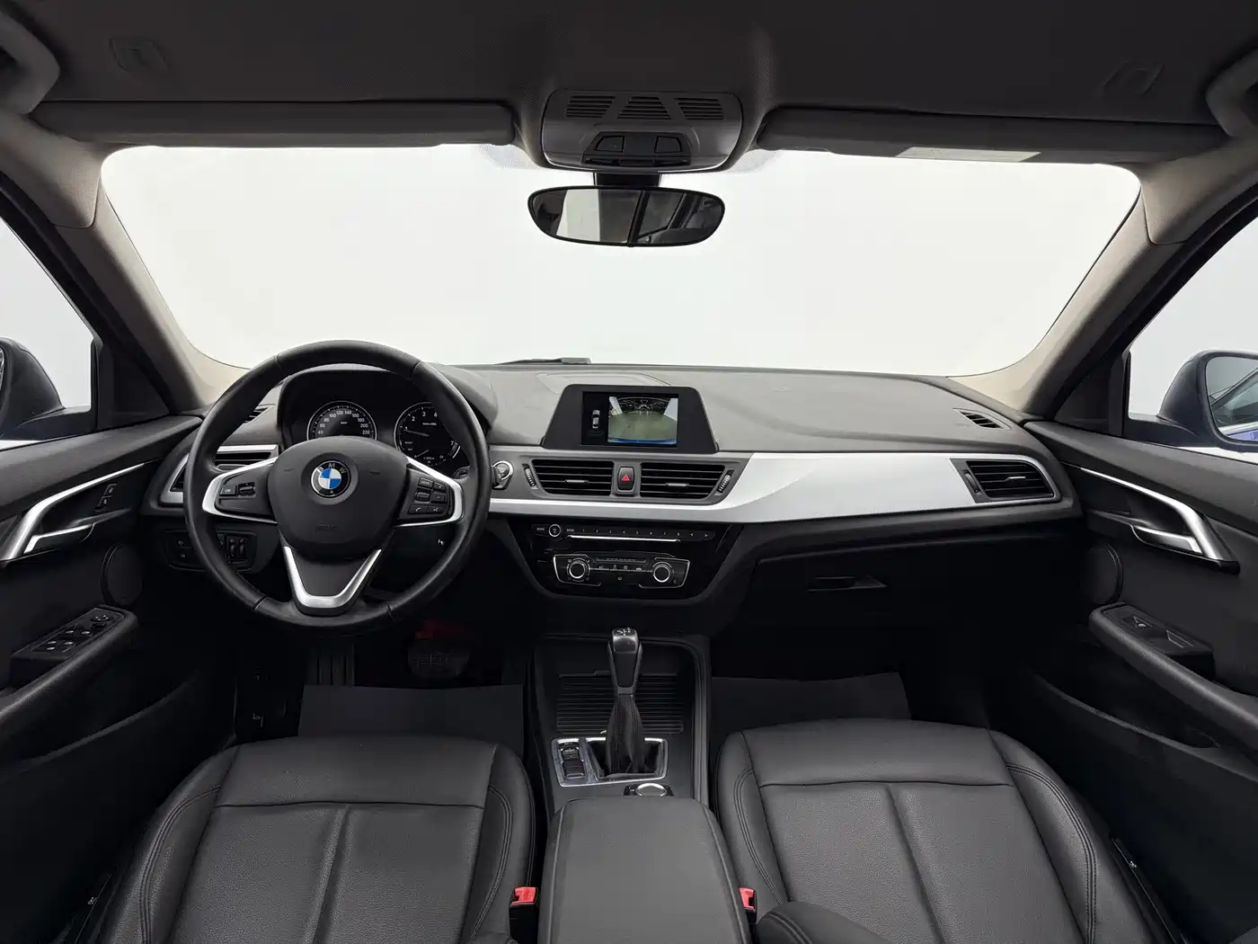 BMW 1 Series 2018 118i Fashion Edition фото 9