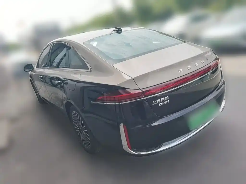 Roewe M7 DMH 2025 2025 Base