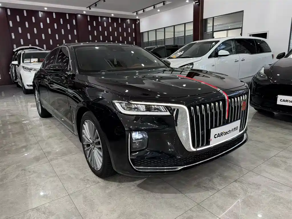 Hongqi H9 2022 2.0T Smart Connect Flag Enjoy Edition фото 2