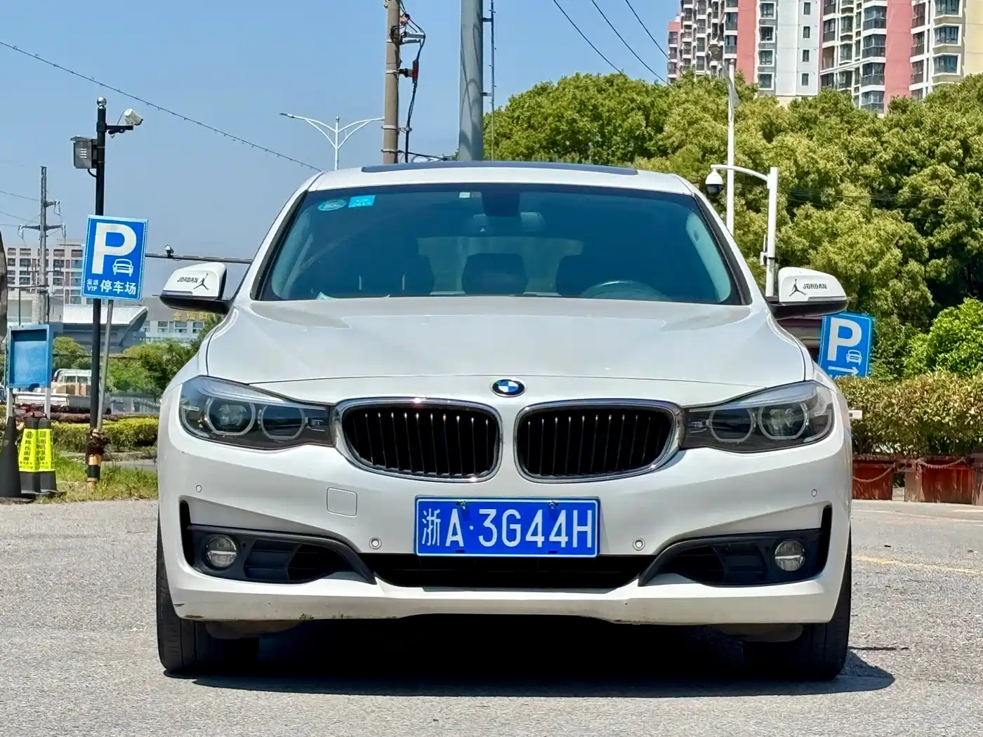 BMW 3 Series GT 2016 320i Fashion Style
