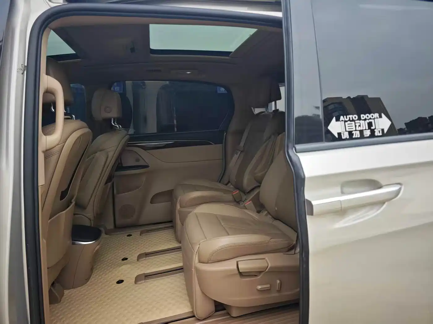 Buick GL8 2018 ES 28T Luxury Type China VI фото 13