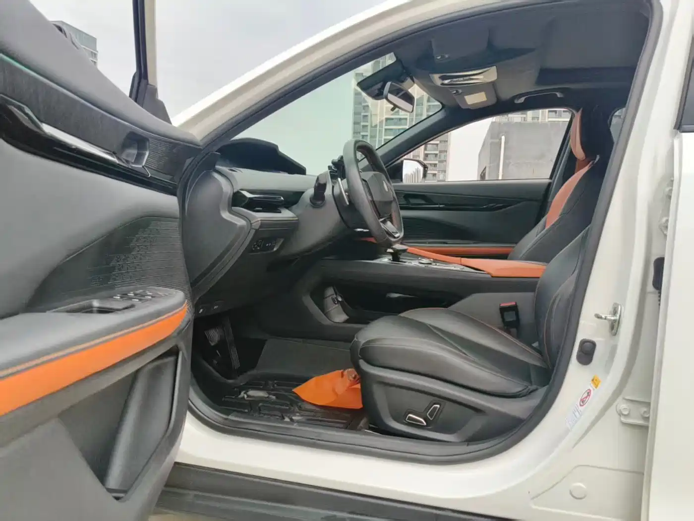 CHANGAN UNI-V