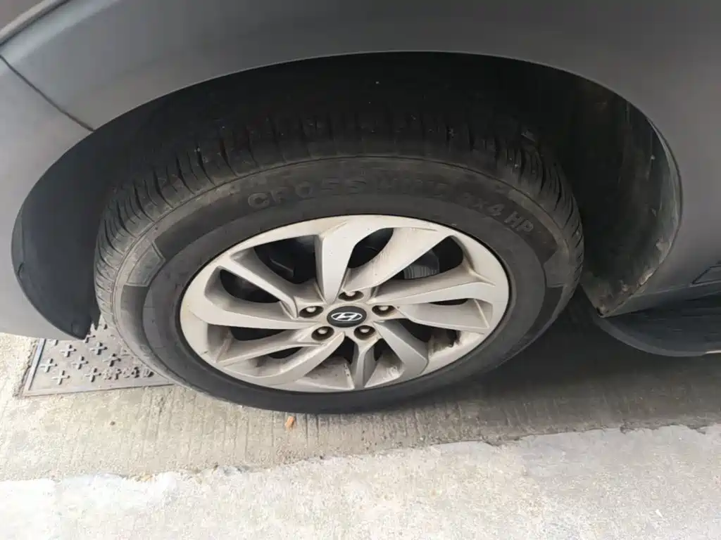 Фото 23 - Hyundai Tucson
