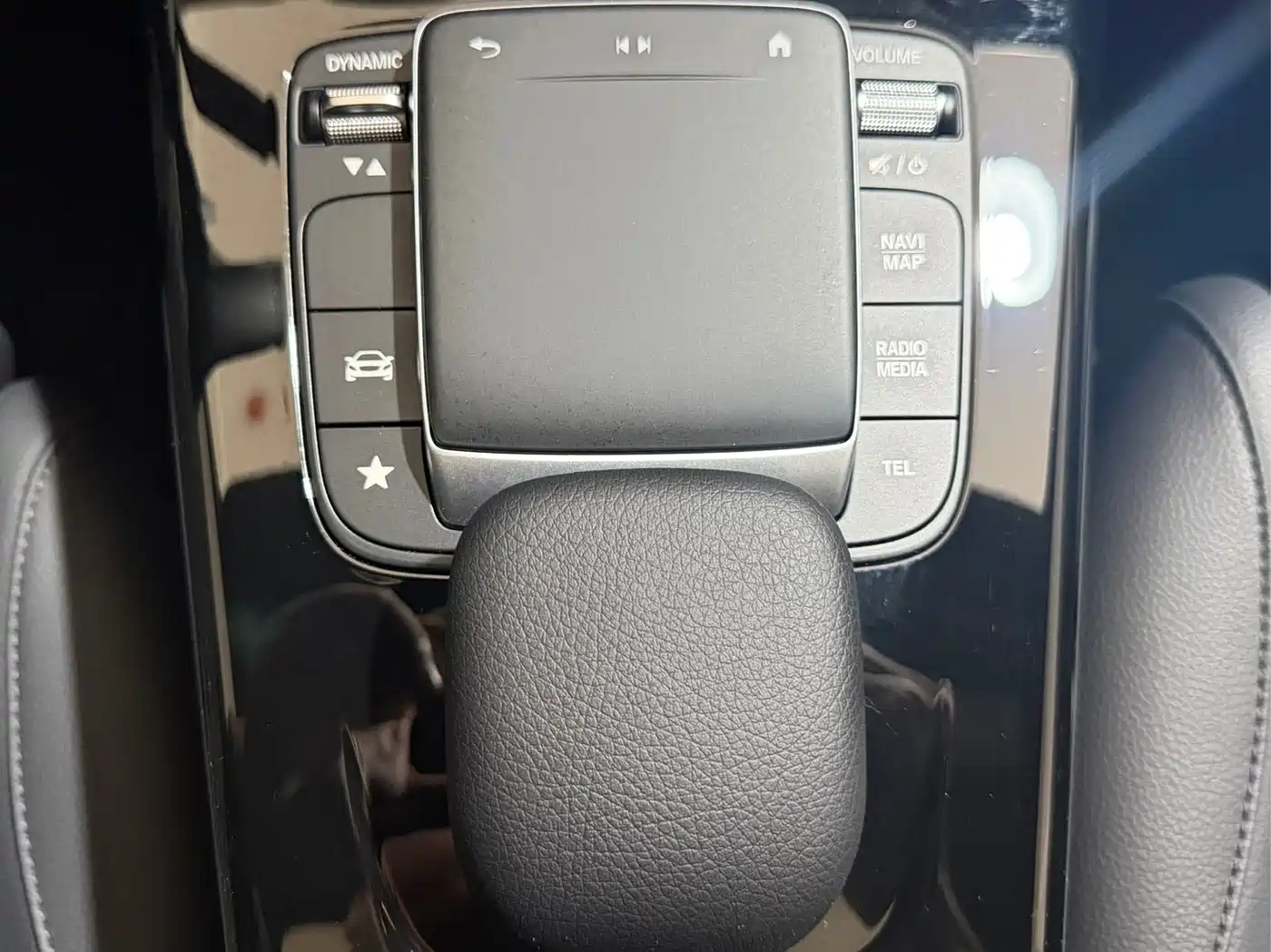 Mercedes-Benz A-Class 2022 A 180 L Sport Sedan фото 13