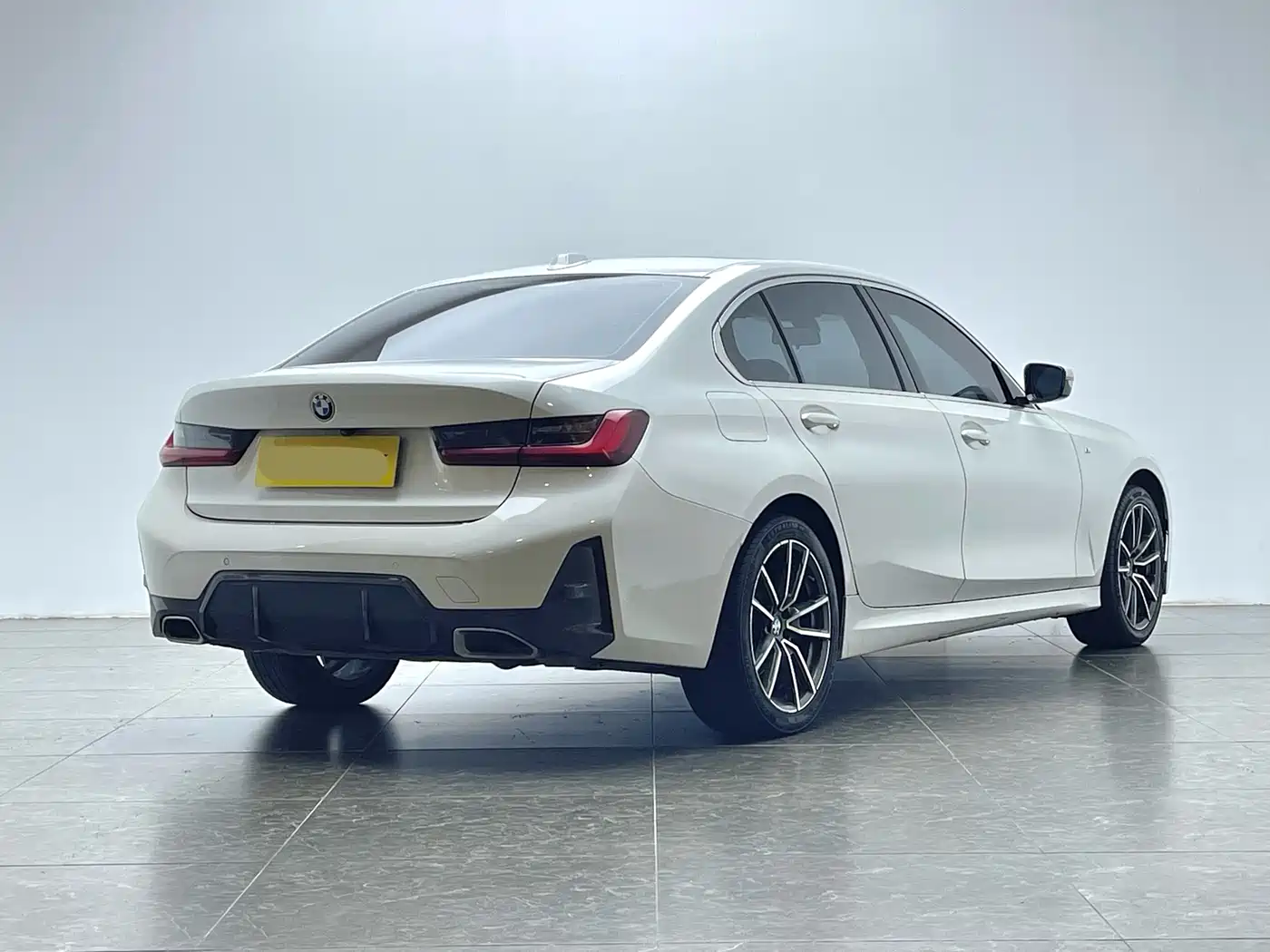 BMW 3 Series 2023 320Li M Sport Package фото 3