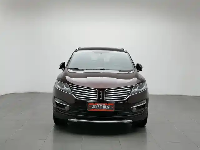 Lincoln MKC 2017 2.0T 2WD Exclusive Edition — фото 3