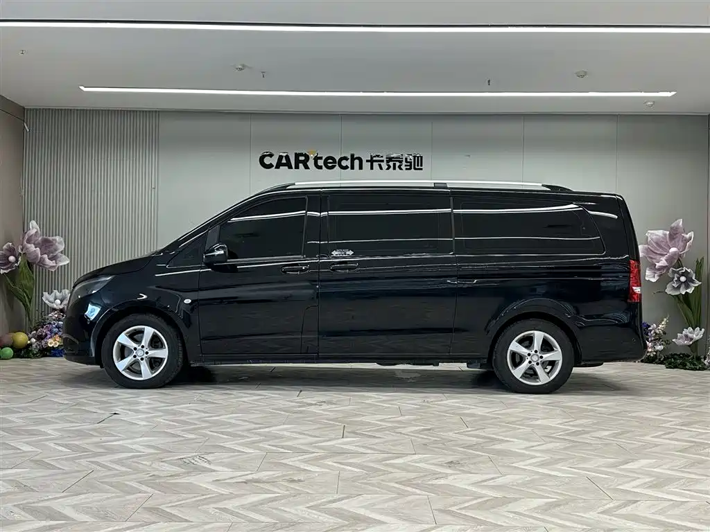 Mercedes-Benz Vito 2016 2.0T Elite Edition фото 8