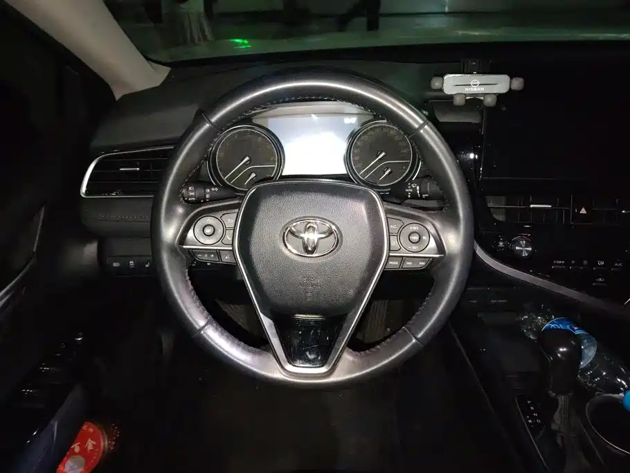 Toyota Camry 2024 2023 2.0G Luxury Edition