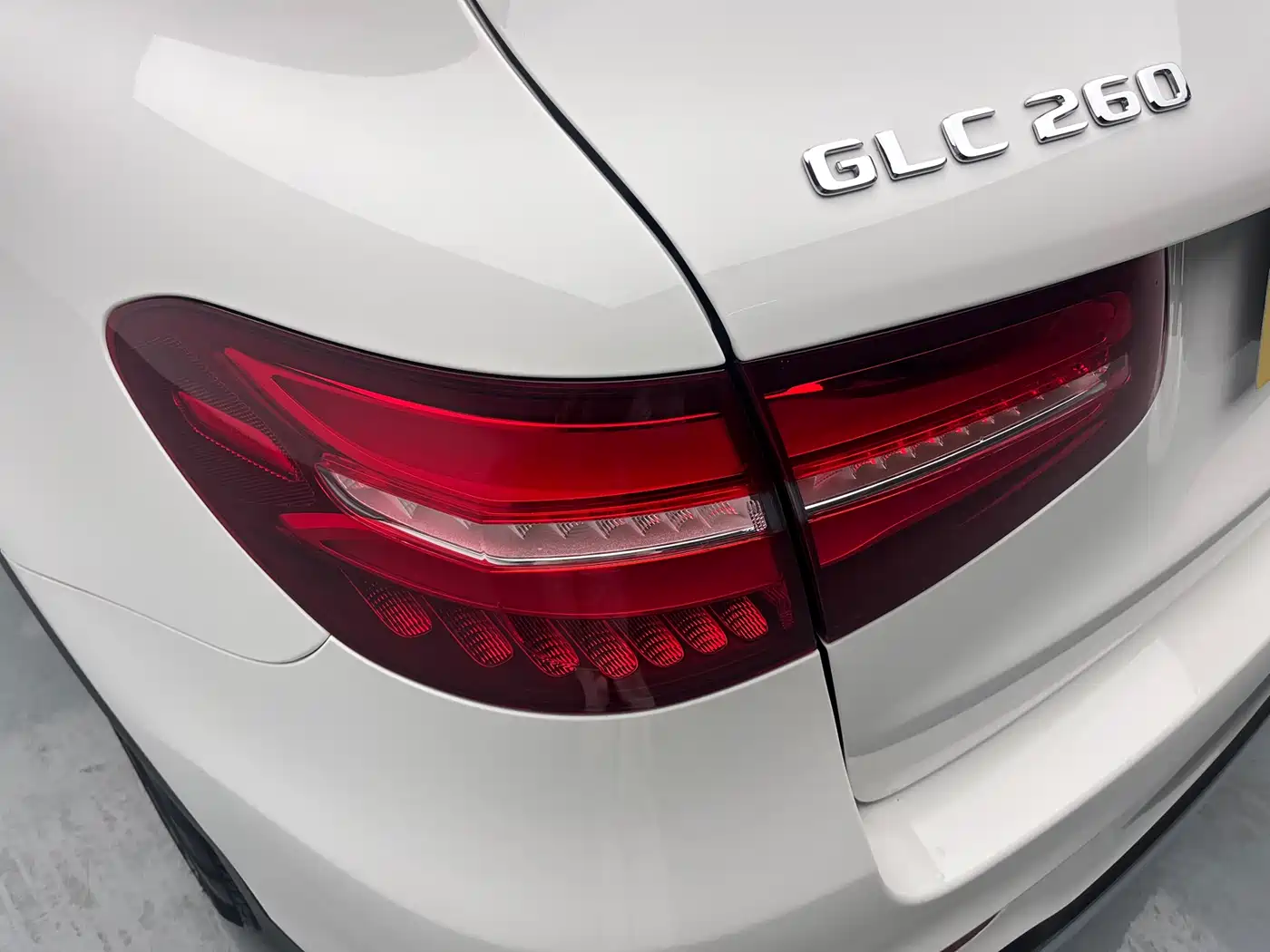 Mercedes-Benz GLC 2018 Facelift GLC 260 4MATIC Luxury фото 8