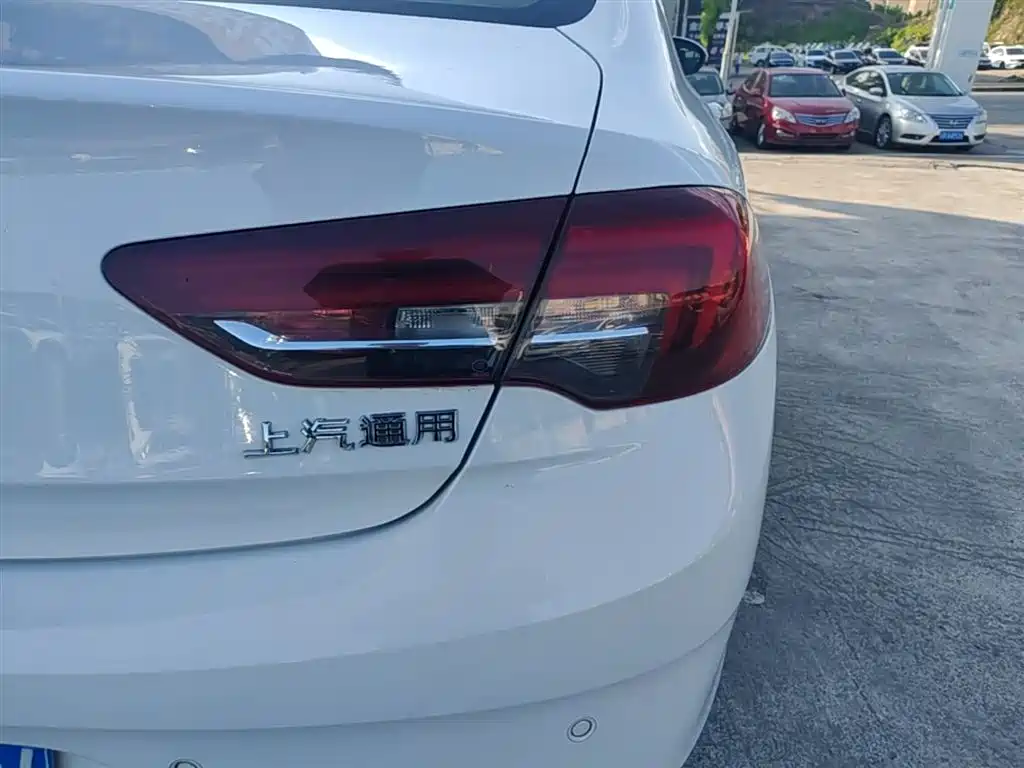 Buick Regal 2017 28T Premium Type фото 24