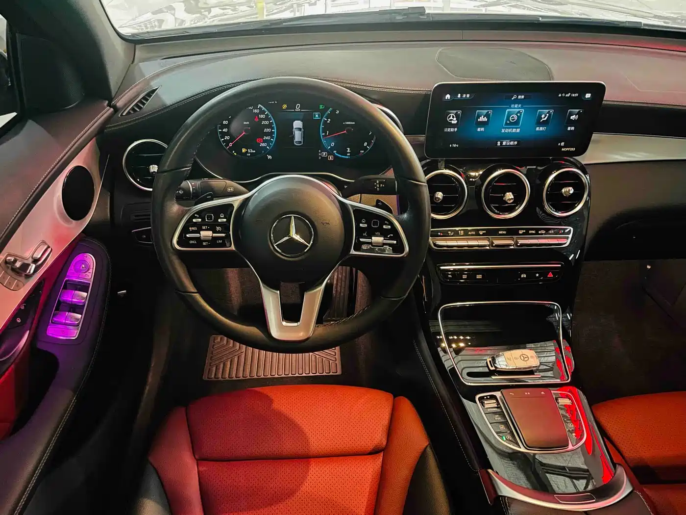 Mercedes-Benz GLC Coupe 2020 GLC 260 4MATIC Coupe SUV фото 12
