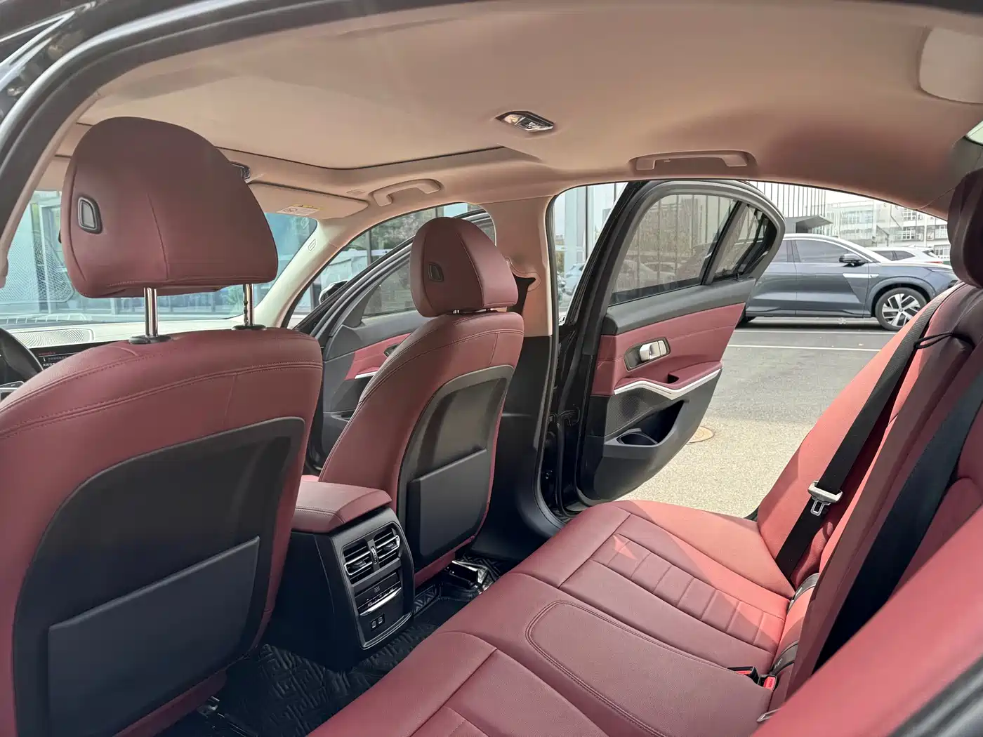 BMW 3 Series 2021 325i M Sport Package фото 8