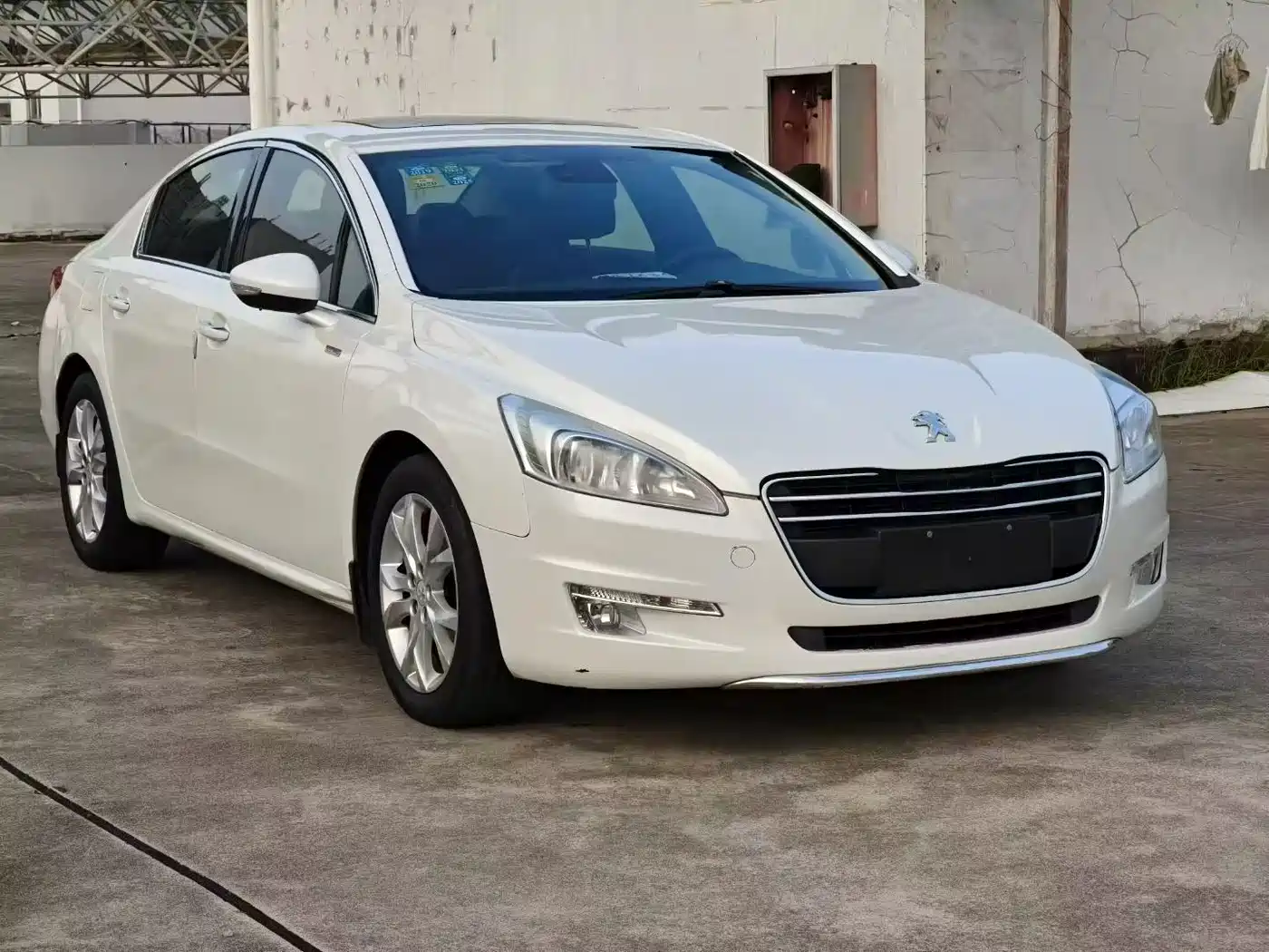 Peugeot 508 2013 2.3L 2nd Anniversary Auto Flagship Edition фото 3