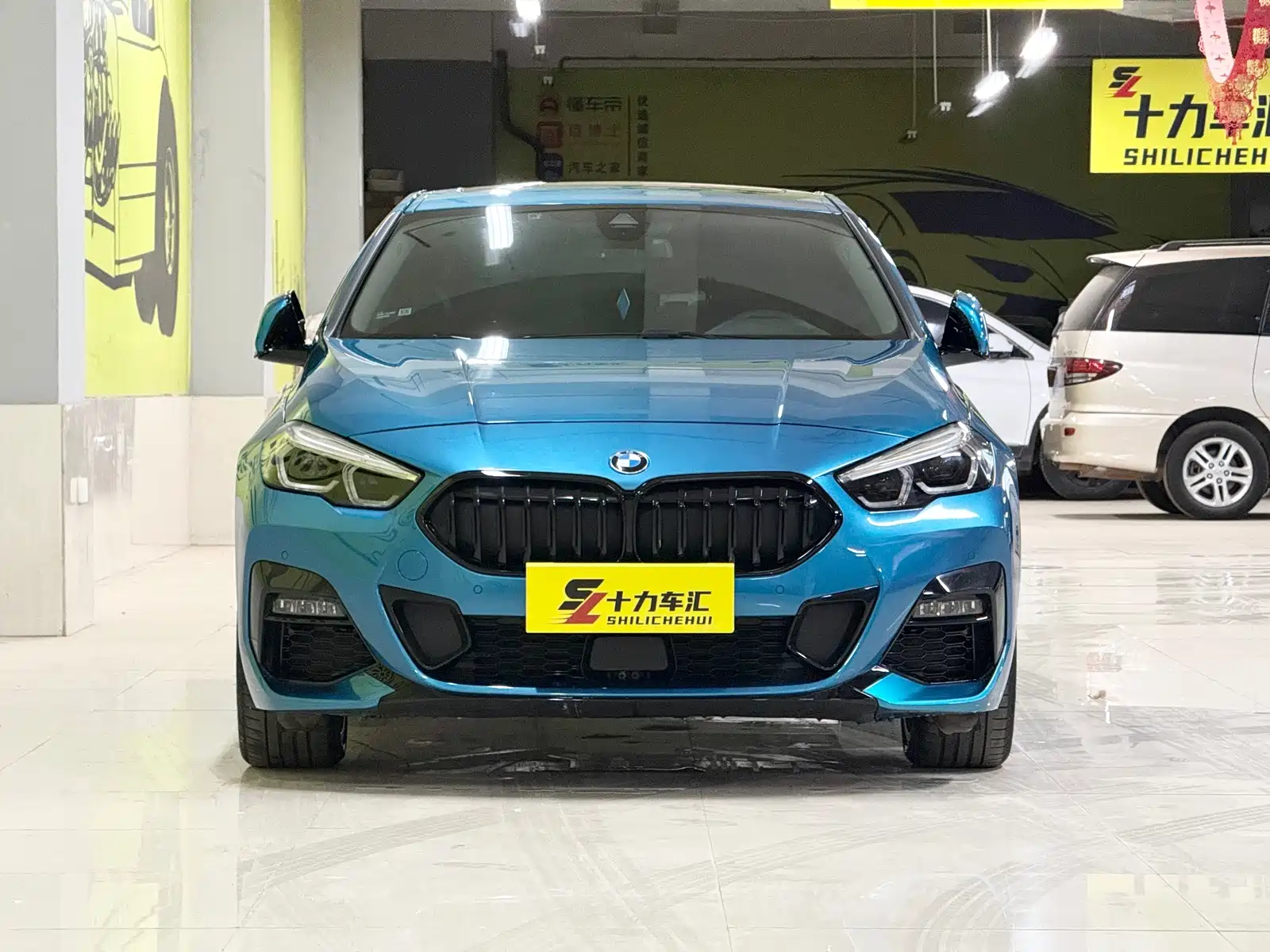 Фото 2 - BMW 2 Series (Import)