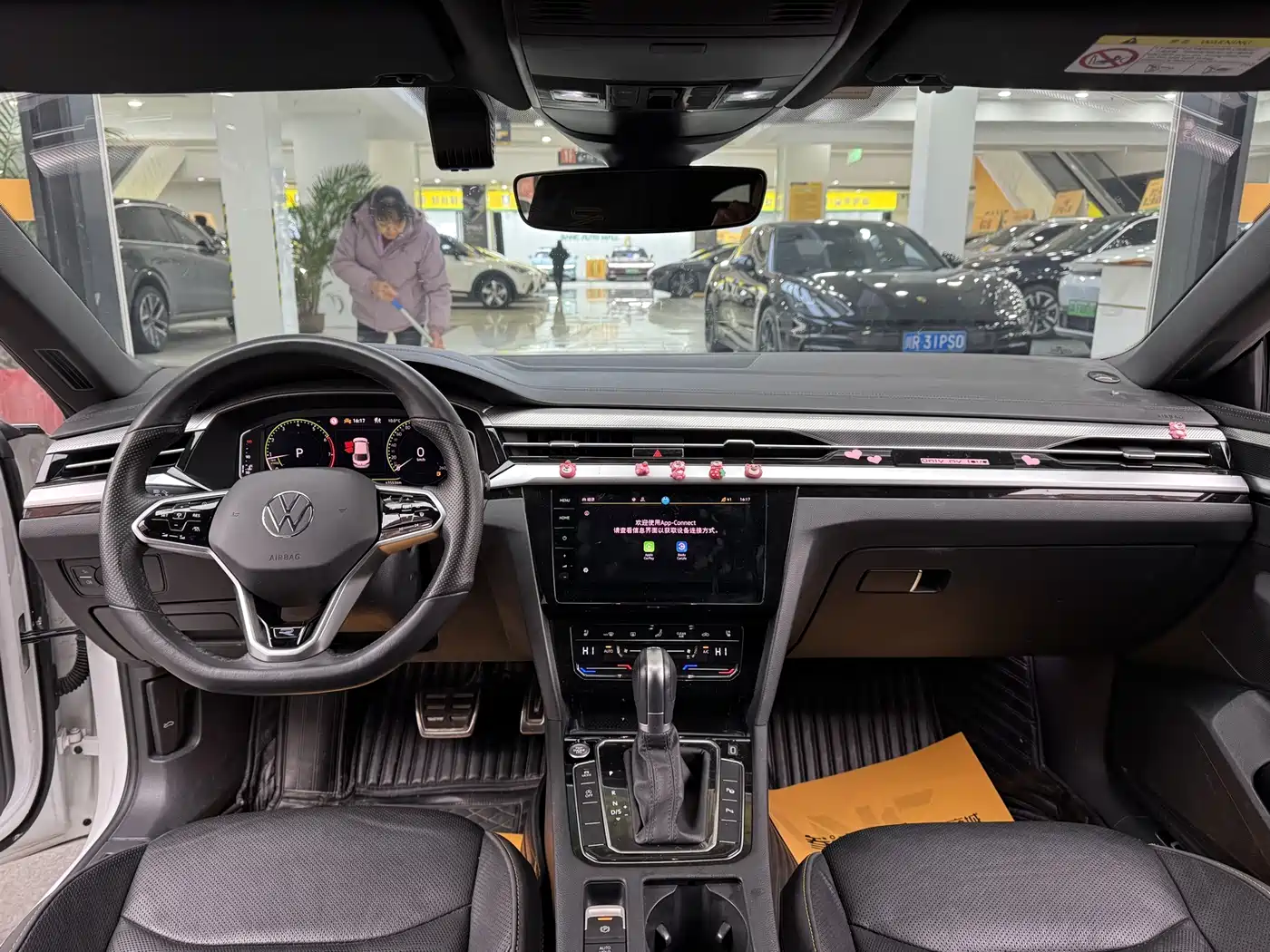 Volkswagen FAW-Volkswagen CC 2023 380TSI Eye-catching Edition фото 10