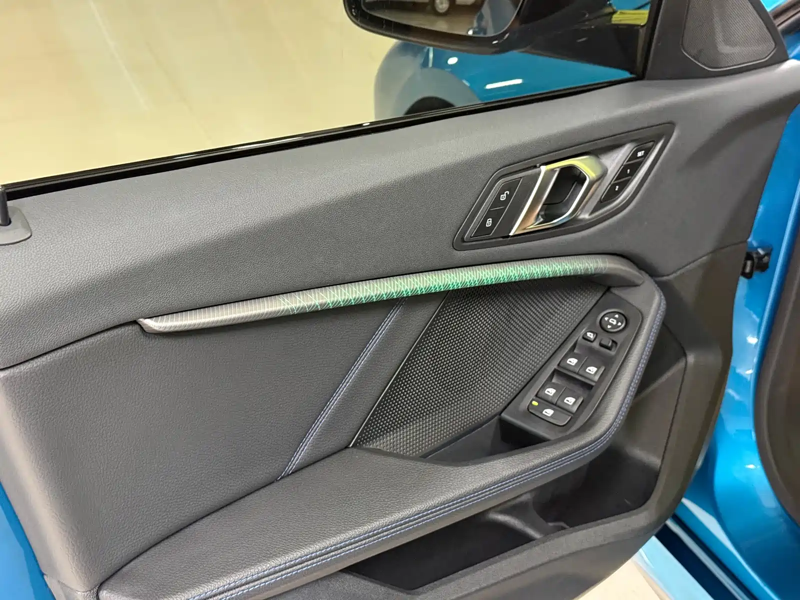 Фото 20 - BMW 2 Series (Import)