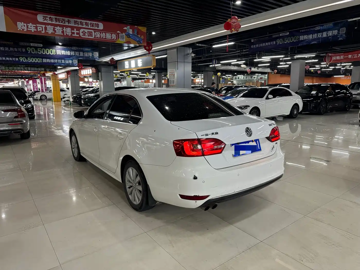 Volkswagen Sagitar 2014 1.4TSI Automatic Luxury фото 8