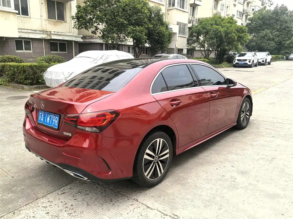 Mercedes-Benz A-Class 2020 A 180 L Sport Sedan фото 3