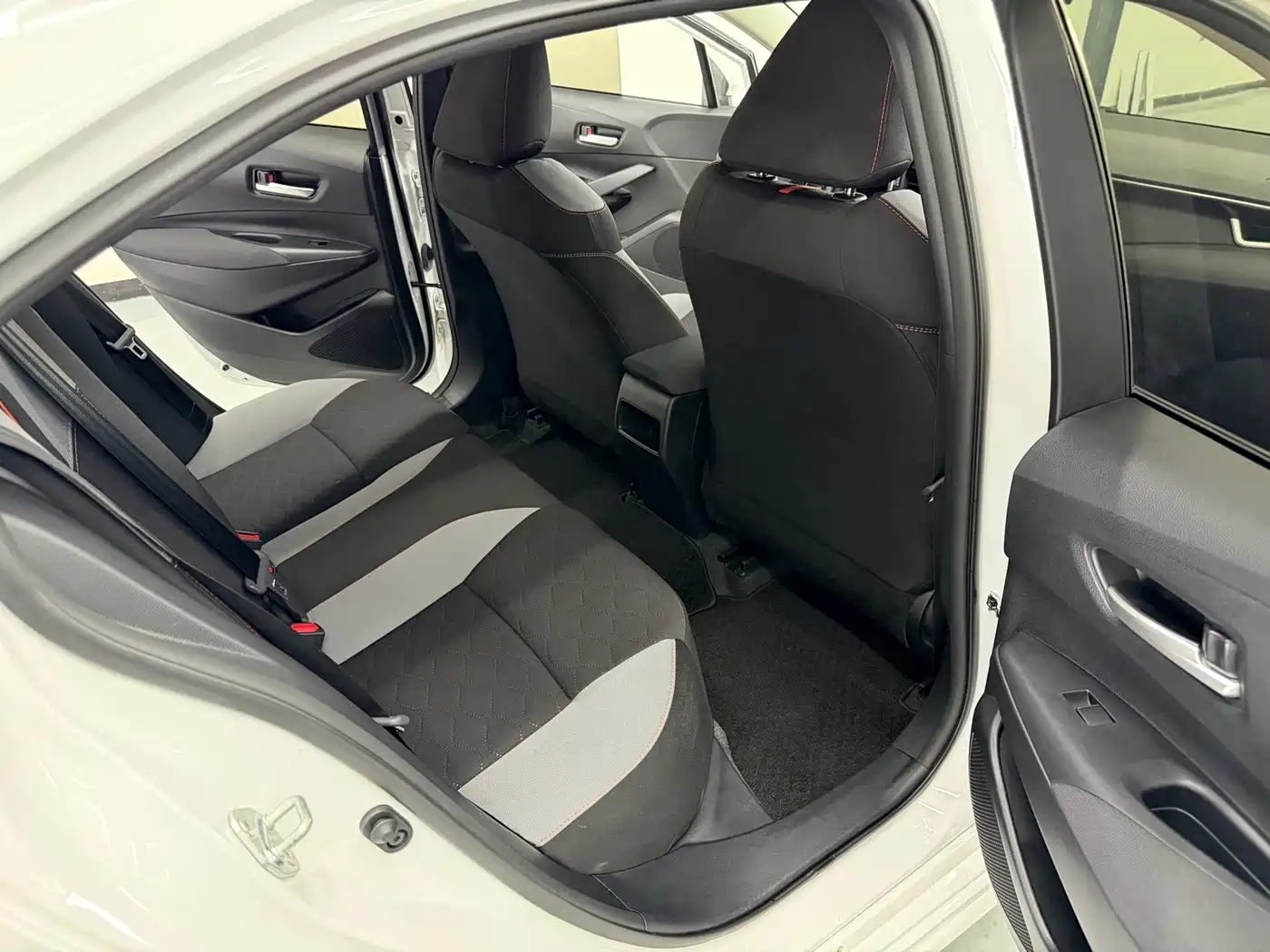 Toyota Corolla 2023 1.2T Elite Edition фото 14