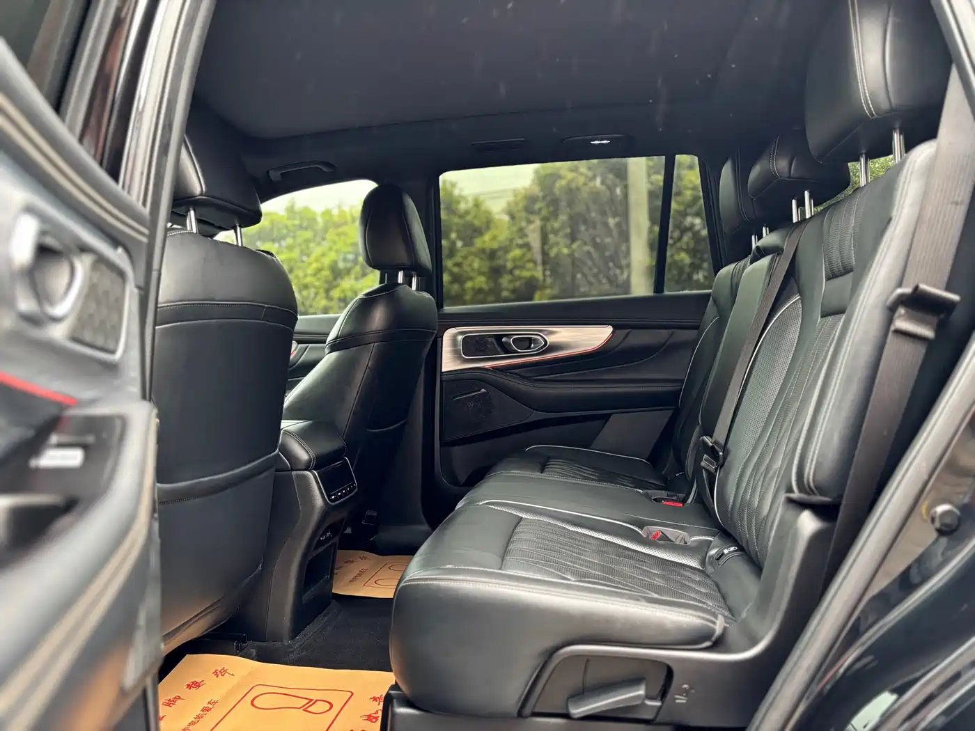 GAC Trumpchi Trumpchi GS8 2022 Pilot Series 2.0TGDI 2WD Luxury Smart Connect Edition (7-Seater) фото 12