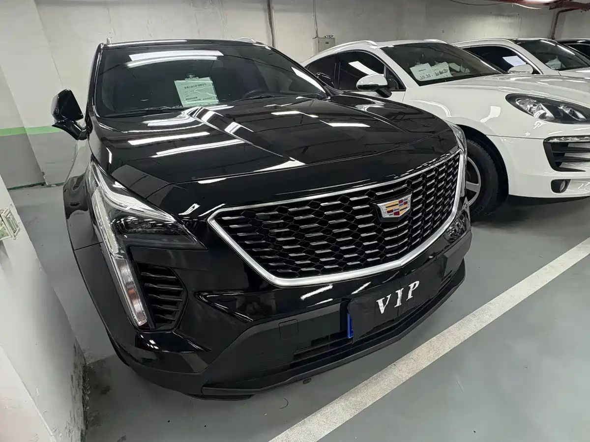 Фото 3 - Cadillac XT4