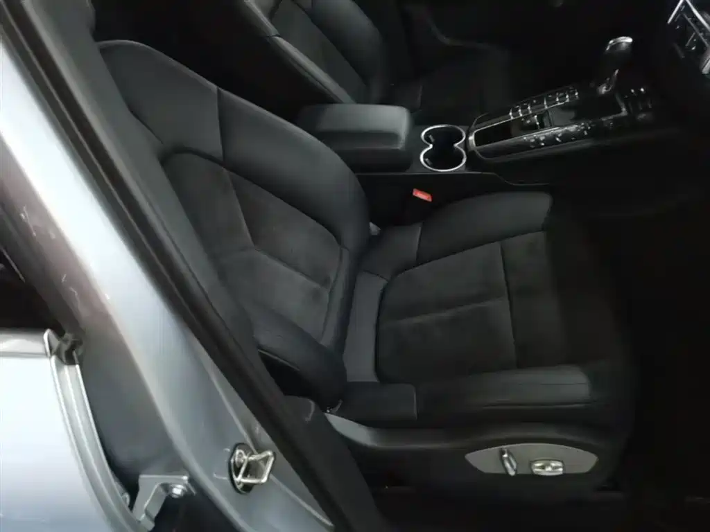 Porsche Macan 2014 Macan 2.0T фото 25