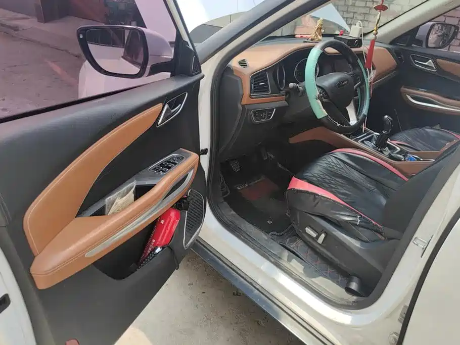 Zotye T300 2017 2017 1.5L Manual Premium