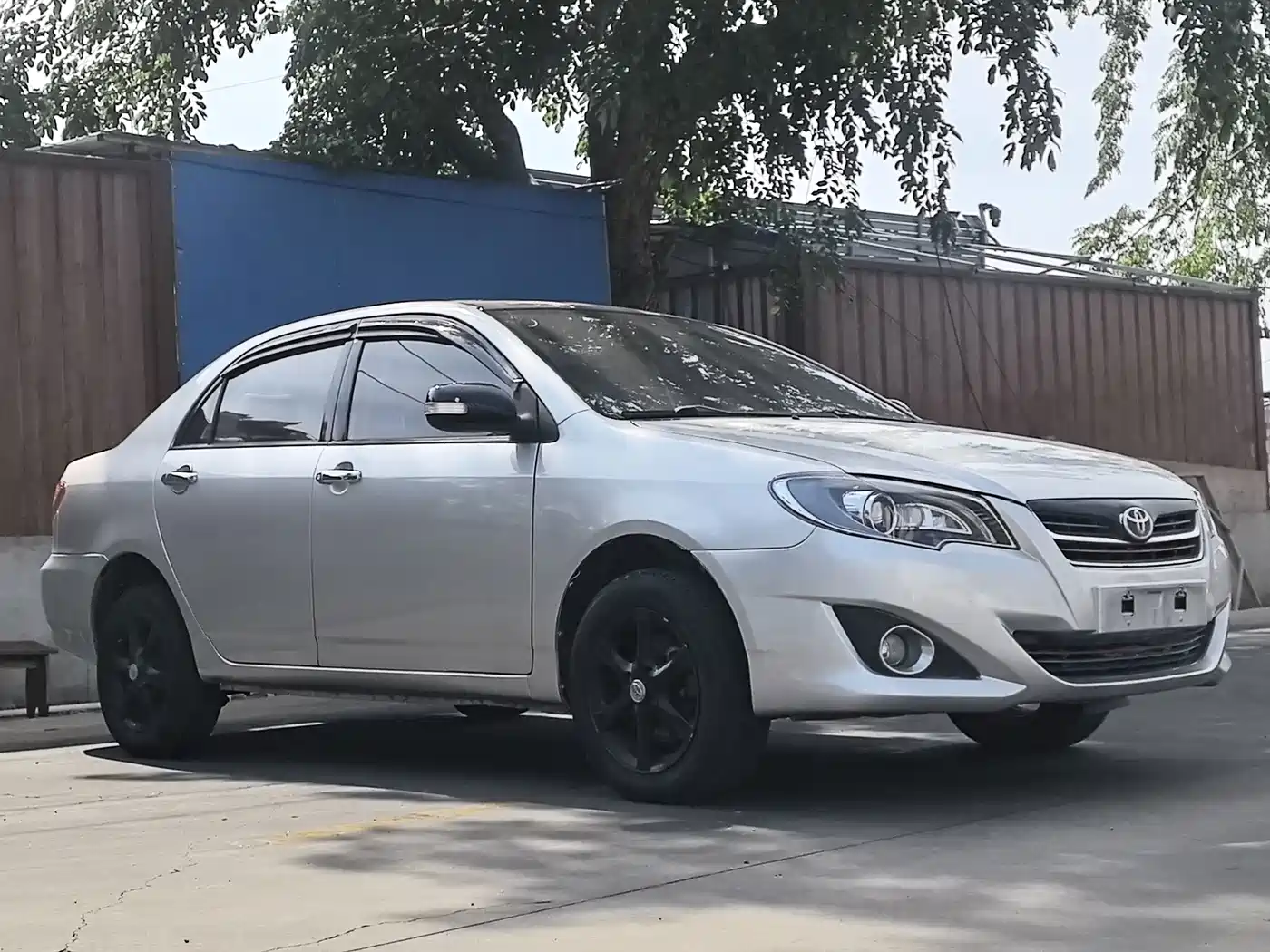 Фото 3 - Toyota Corolla